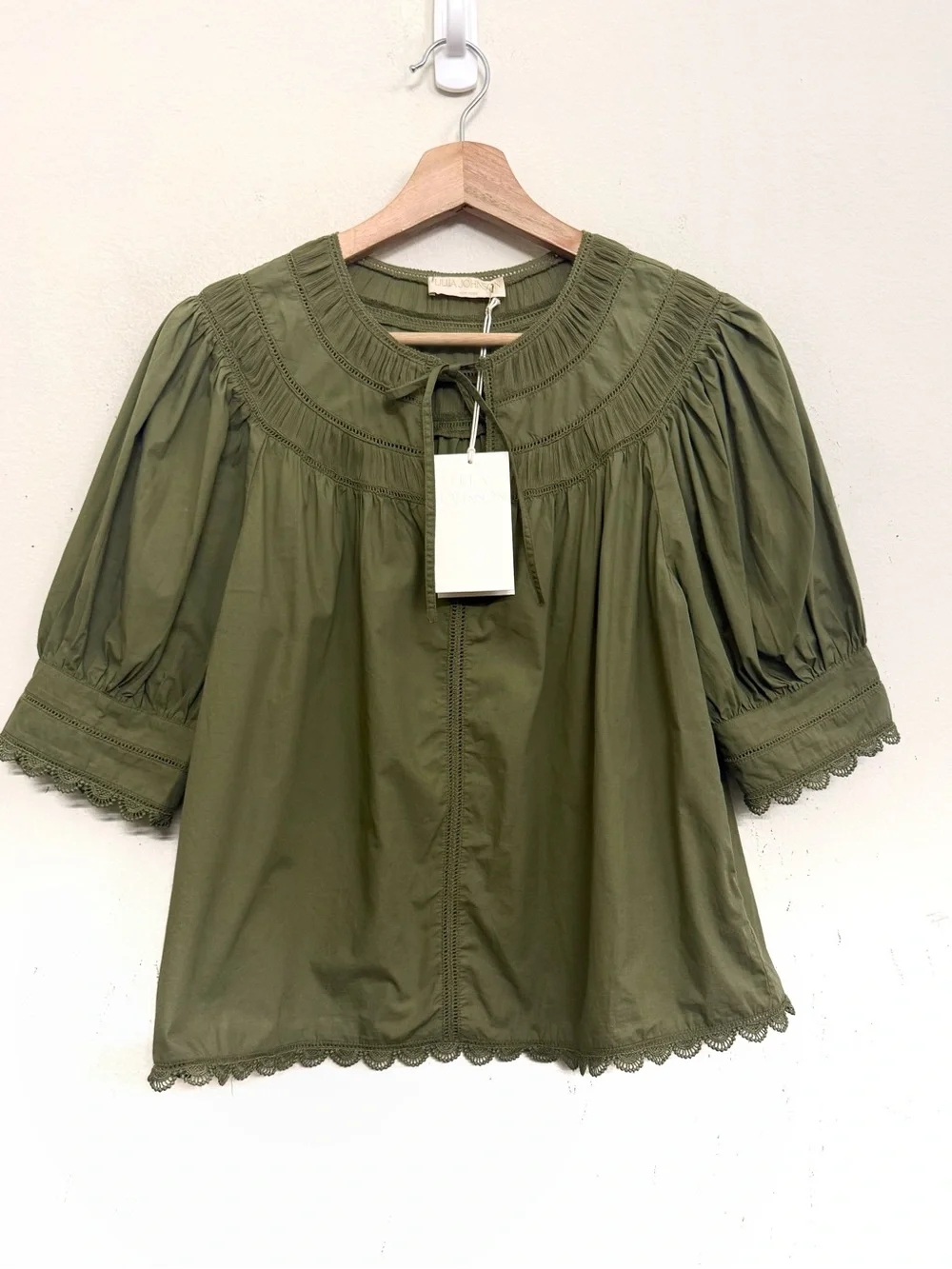 NWT Ulla Johnson Dylan Pintuck Peasant Blouse in Olive Green Size 4